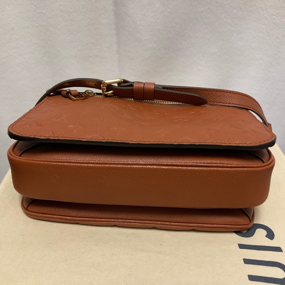 Louis Vuitton Pochette Métis Tan Crossbody Bag - Picture 9 of 16